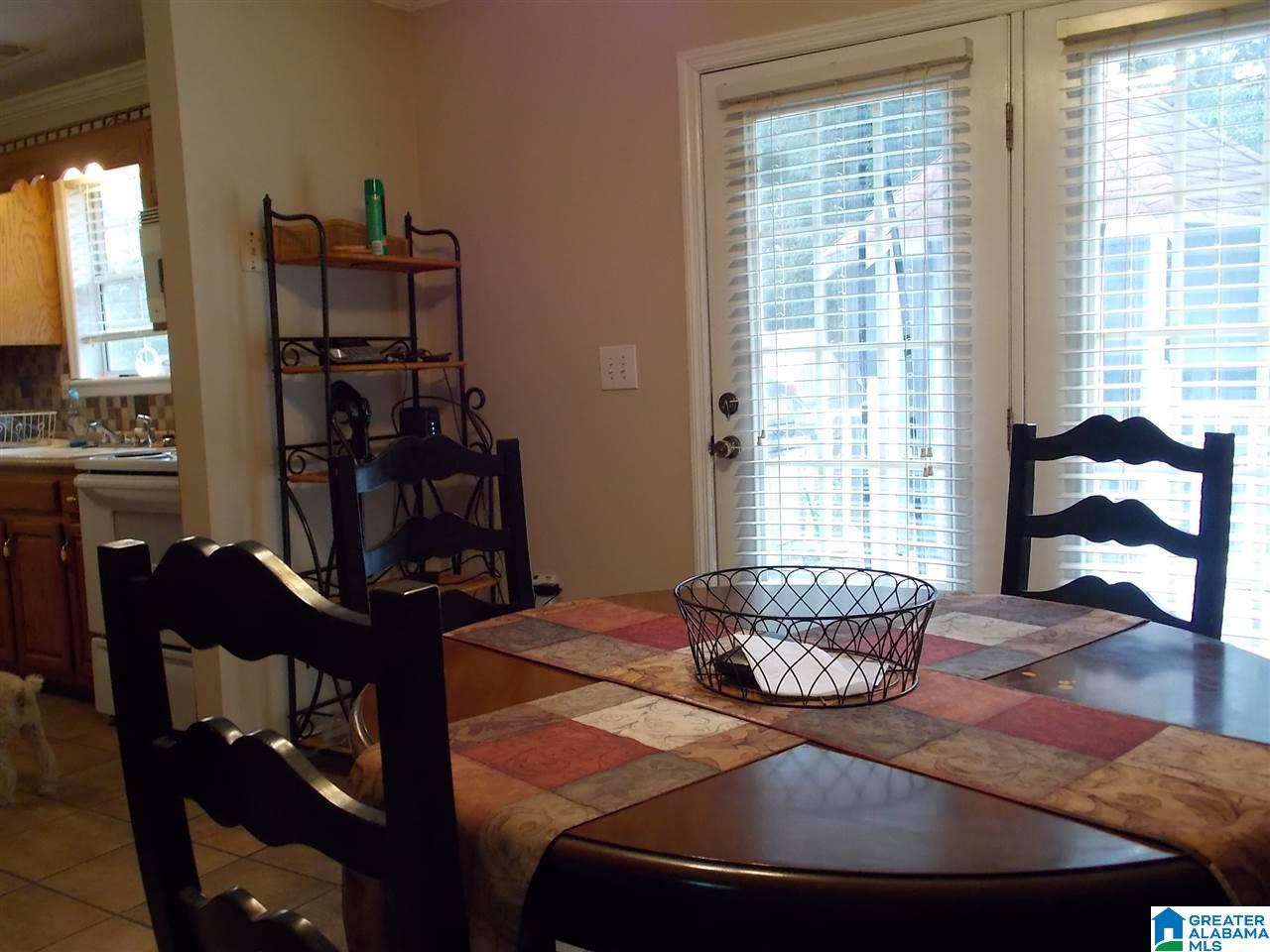 2060 King Road Oneonta, AL 35121 - Photo 9 of 20