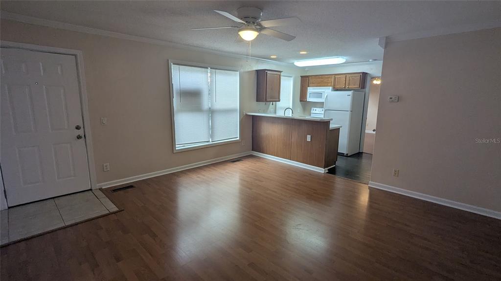 2905 Southwest Archer Road, Unit T5028 Gainesville, FL 32608 - Photo 2 of 24