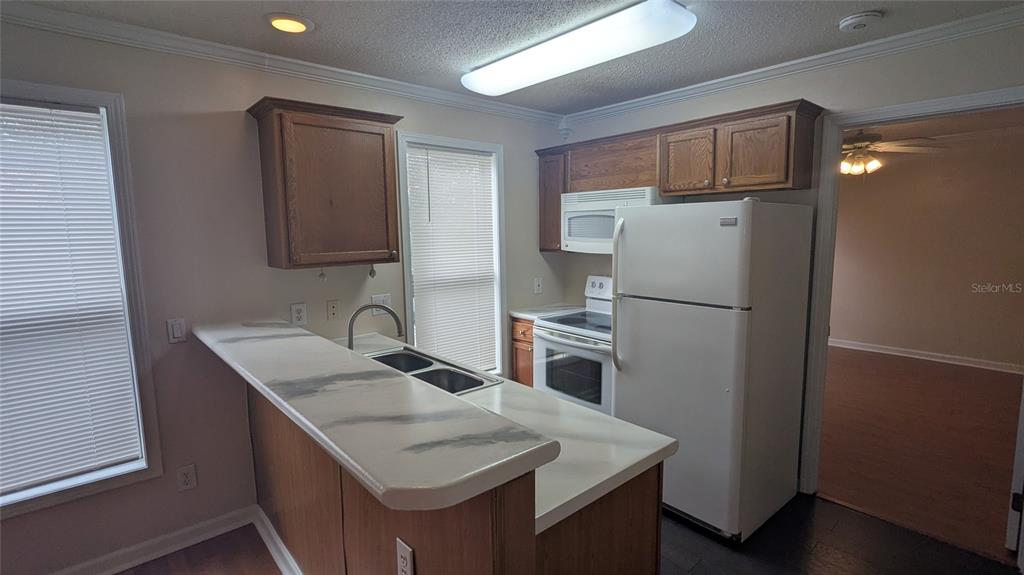 2905 Southwest Archer Road, Unit T5028 Gainesville, FL 32608 - Photo 21 of 24