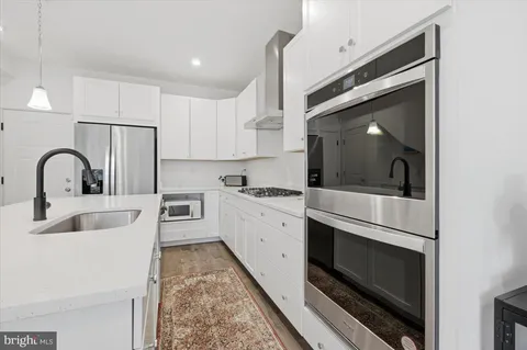 $565,000 | 46037 Woodpecker Square, Sterling, VA 20165