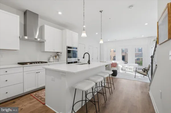 $565,000 | 46037 Woodpecker Square, Sterling, VA 20165