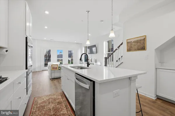 $565,000 | 46037 Woodpecker Square, Sterling, VA 20165