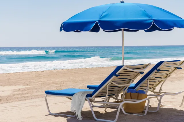 $1,675,000 | 330 Glenwood Drive, Delray Beach, FL 33445