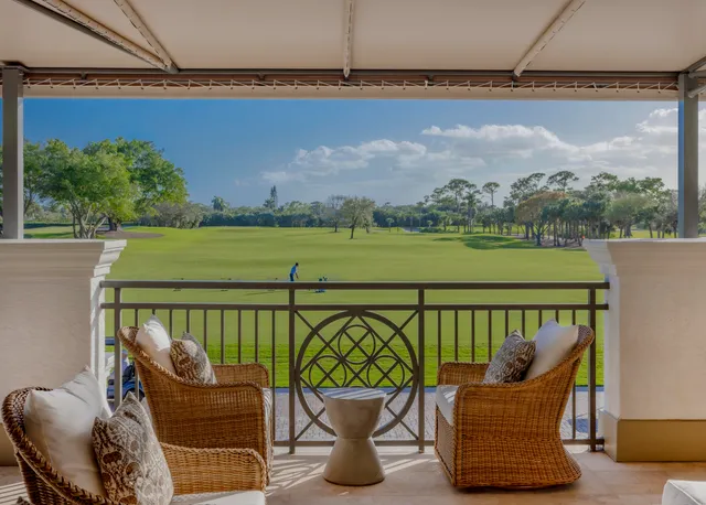 $1,675,000 | 330 Glenwood Drive, Delray Beach, FL 33445