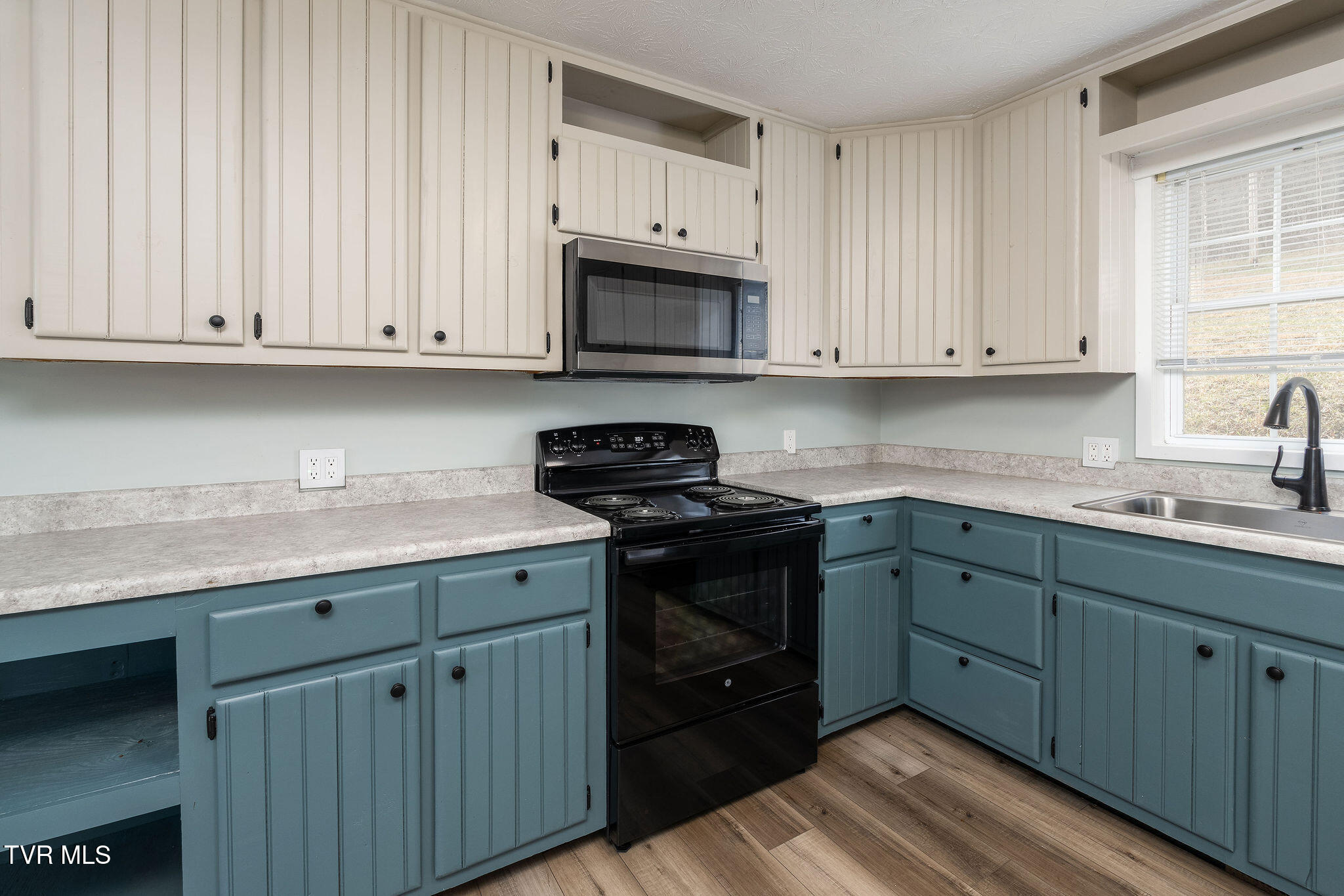 6672 Roan Creek Road Butler, TN 37640 - Photo 59 of 163 DSC00444-Edit