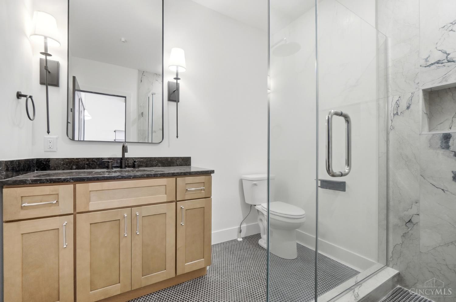 607 Main Street, Unit 10 Cincinnati, OH 45202 - Photo 17 of 37
