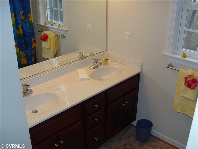5206 Clay Ridge Terrace Chesterfield, VA 23832 - Photo 11 of 14 Gallery Image 11