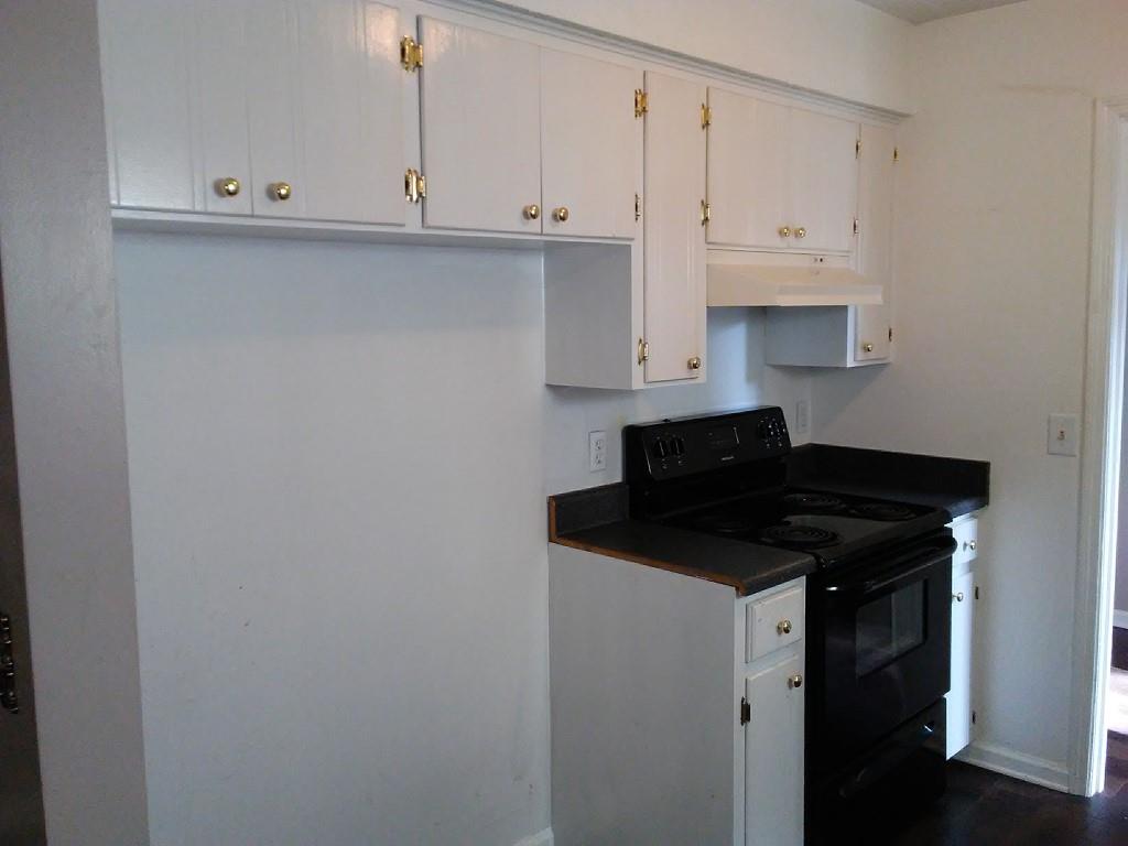 100 Burnett Road Dickson, TN 37055 - Photo 8 of 23 kitchen
