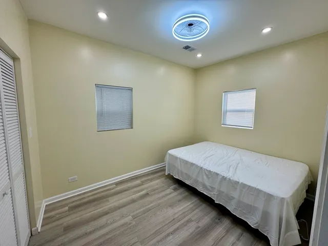 $220,900 | 13226 South Houston Avenue, Chicago, IL 60633