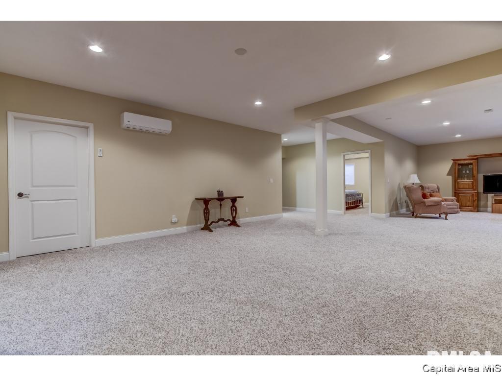 6001 Hedley Road Springfield, IL 62711 - Photo 28 of 36 Gallery Image 28