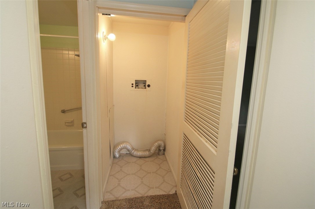 7395 Fox Mill Road Mentor, OH 44060 - Photo 18 of 23 Available in unit
