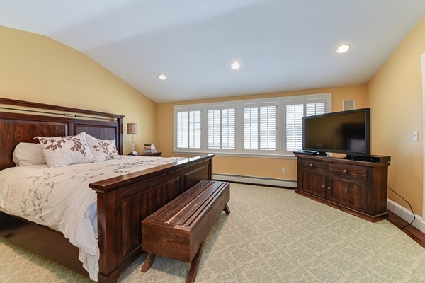 16 Barnstable Road Wellesley, MA 02481 - Photo 11 of 18