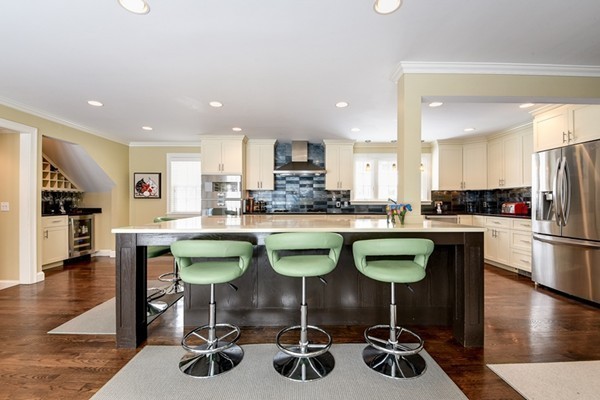 16 Barnstable Road Wellesley, MA 02481 - Photo 4 of 18