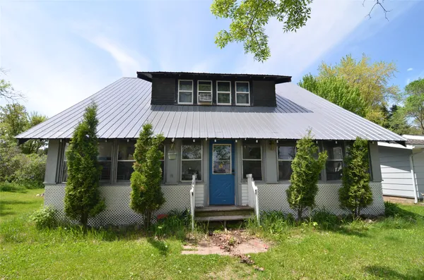 $114,900 | 815 North Alvey Street, Bruce, WI 54819