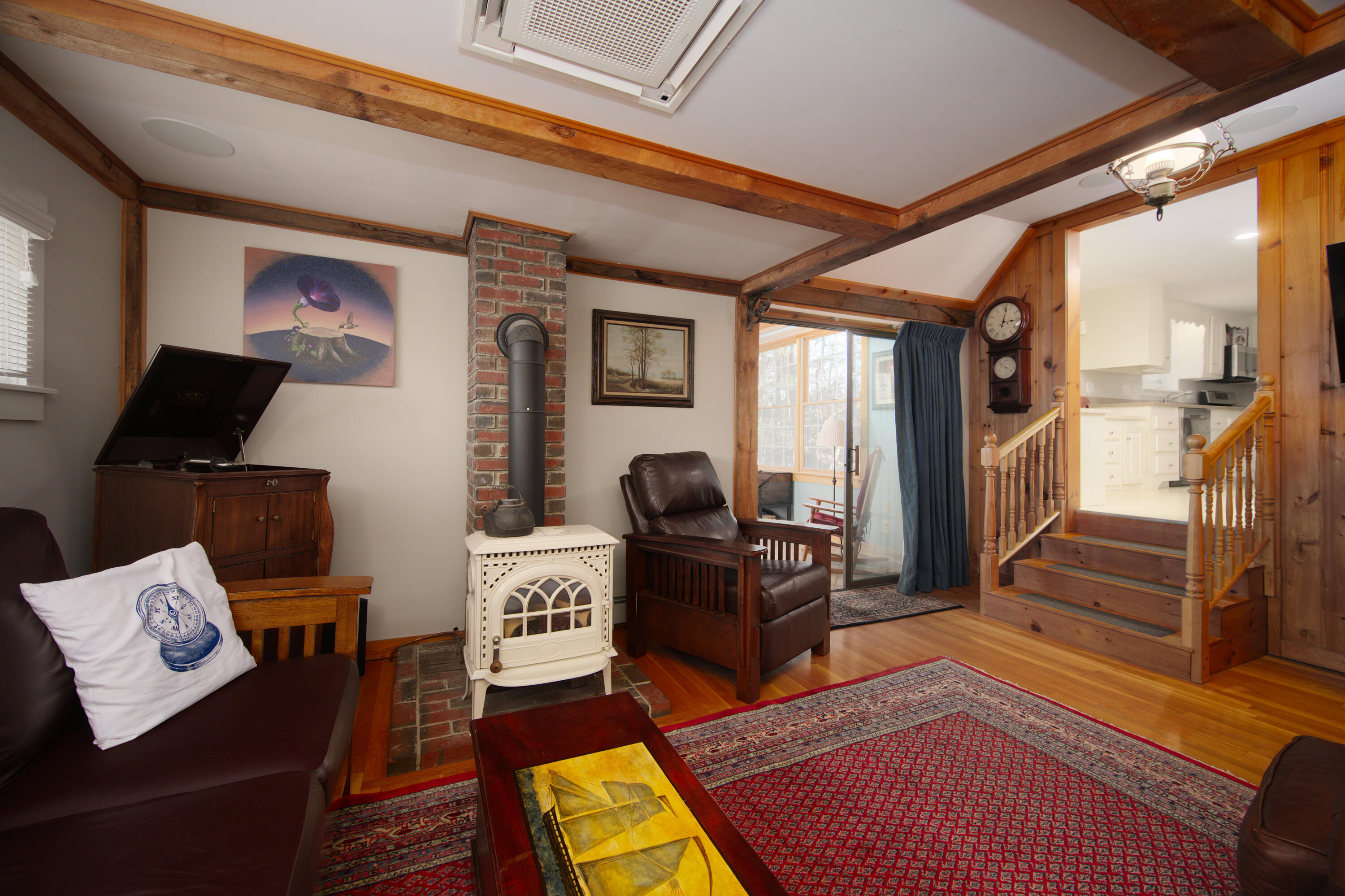 24 County Road Cape Neddick, ME 03902 - Photo 3 of 56 interior3