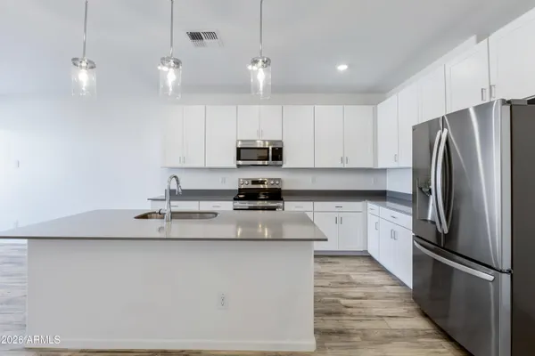 $414,880 | 651 North Ironwood Drive, Unit 61, Apache Junction, AZ 85120