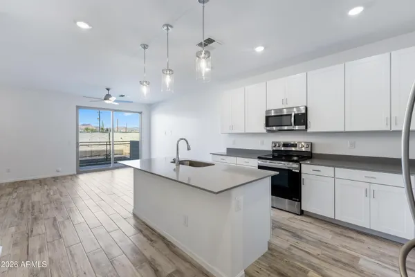 $414,880 | 651 North Ironwood Drive, Unit 61, Apache Junction, AZ 85120