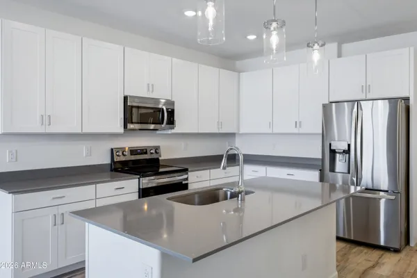 $414,880 | 651 North Ironwood Drive, Unit 61, Apache Junction, AZ 85120