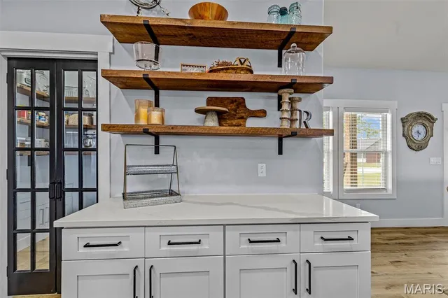 $328,000 | 2706 Town Drive, Mountain Grove, MO 65711