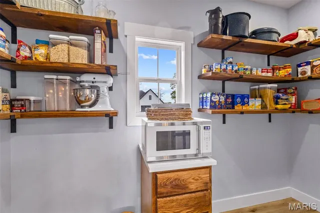 $328,000 | 2706 Town Drive, Mountain Grove, MO 65711