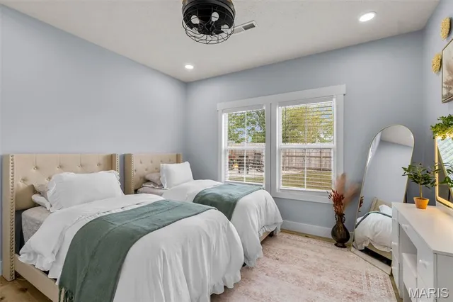 $328,000 | 2706 Town Drive, Mountain Grove, MO 65711