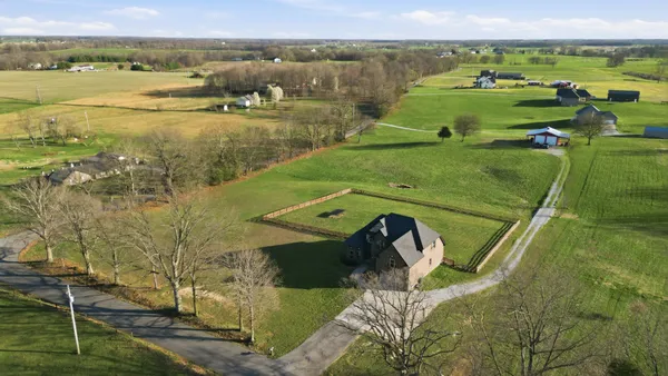 $710,000 | 2908 Gunn Road, Springfield, TN 37172