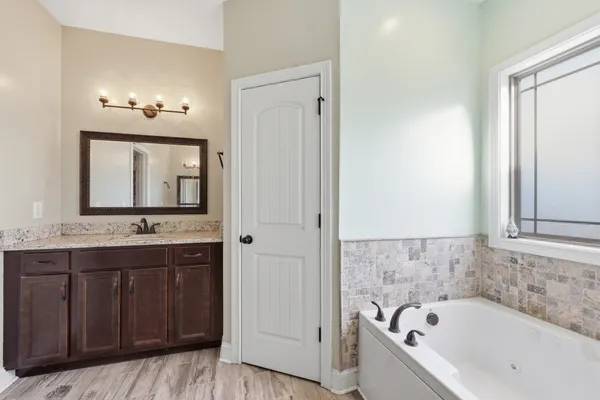 $710,000 | 2908 Gunn Road, Springfield, TN 37172