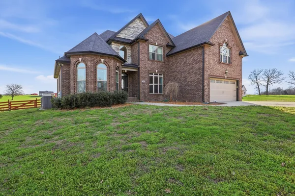 $710,000 | 2908 Gunn Road, Springfield, TN 37172