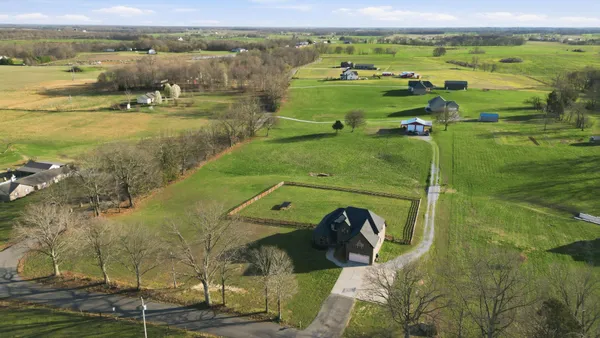 $710,000 | 2908 Gunn Road, Springfield, TN 37172