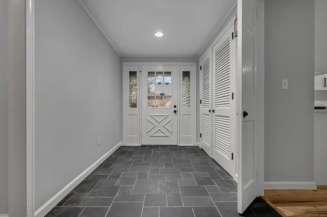 $699,900 | 3 Whippoorwill Road, Old Lyme, CT 06371