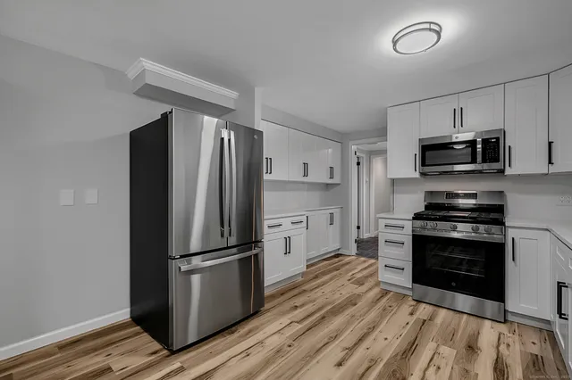 $699,900 | 3 Whippoorwill Road, Old Lyme, CT 06371