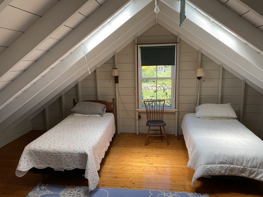 2004 Main Road Westport, MA 02791 - Photo 17 of 20