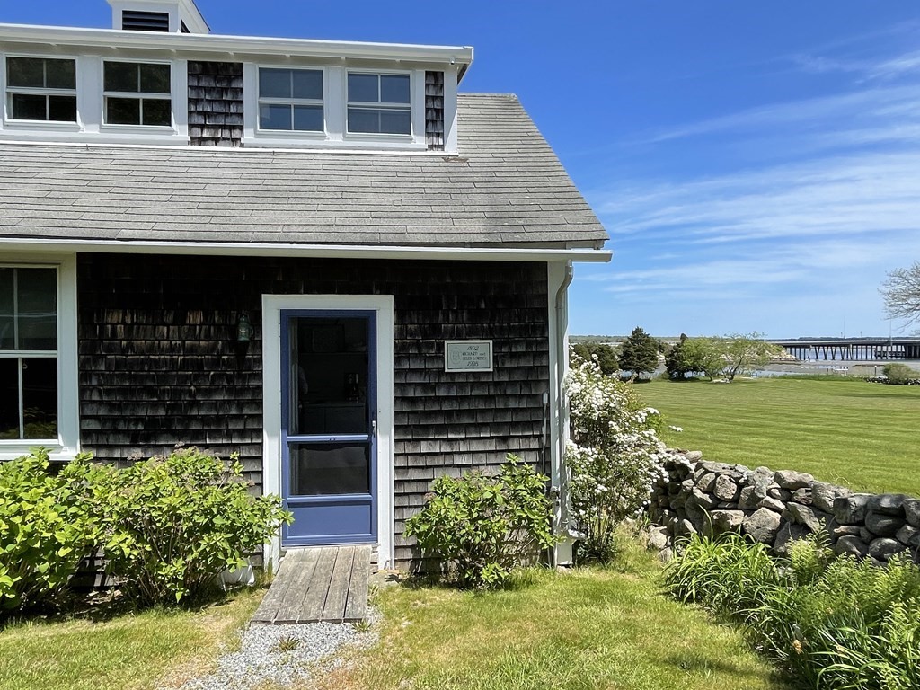 2004 Main Road Westport, MA 02791 - Photo 6 of 20