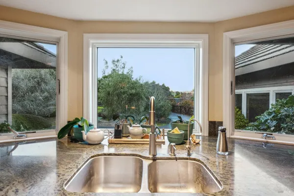 $2,895,000 | 2220 Grove Street, Sonoma, CA 95476