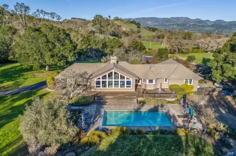 $2,795,000 | 2220 Grove Street, Sonoma, CA 95476