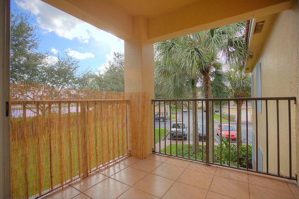 10312 Fox Trail Road South, Unit 1010 West Palm Beach, FL 33411 - Photo 12 of 16 Fox Trail 9 MLS