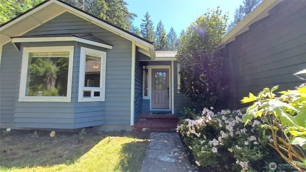 $2,300 | 14665 Northwest Honeyhill Loop, Seabeck, WA 98380