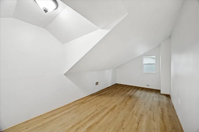 $400,000 | 6 Fairmeade Bend Drive, The Woodlands, TX 77381