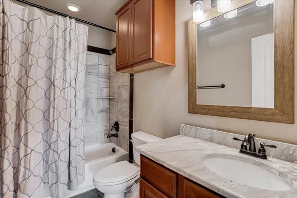 $1,850 | 154 Woodcreek Drive, Unit 1, Wimberley, TX 78676