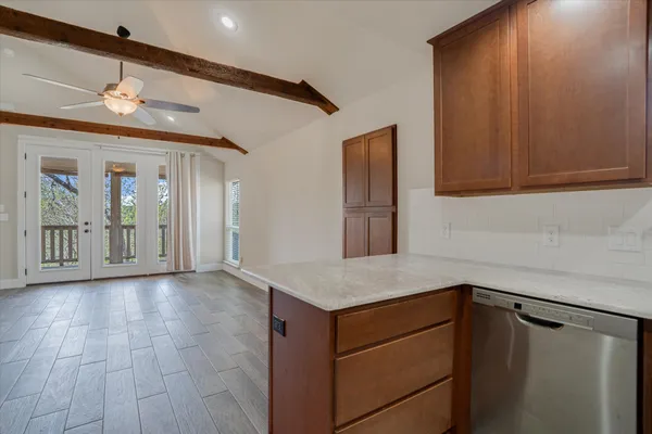 $1,850 | 154 Woodcreek Drive, Unit 1, Wimberley, TX 78676