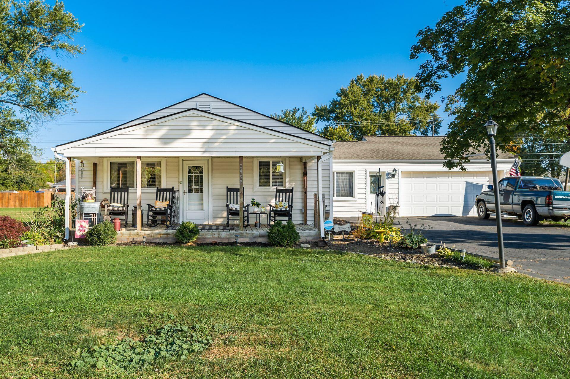 2466 East Howard Road Obetz, OH 43207 - Photo 5 of 30 005_3d198_W E Howard Rd-010-2