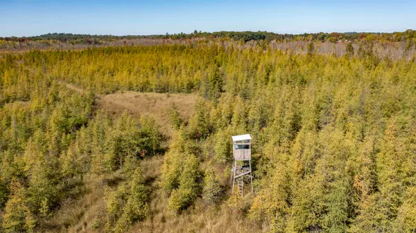 $484,000 | E3759 Highway 161, Iola, WI 54945