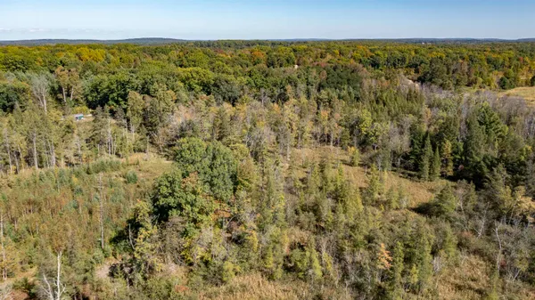 $484,000 | E3759 Highway 161, Iola, WI 54945