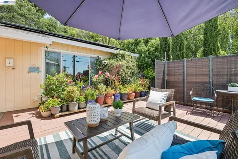$1,169,000 | 33166 Basswood Avenue, Union City, CA 94587