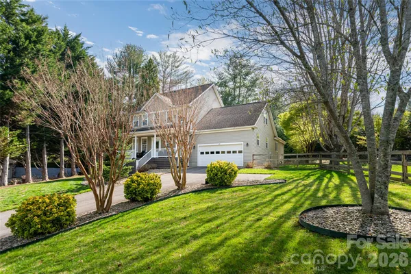 $695,000 | 305 Woodview Court, Fletcher, NC 28732