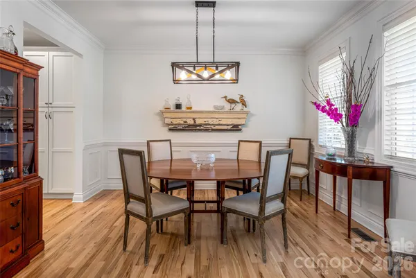 $695,000 | 305 Woodview Court, Fletcher, NC 28732