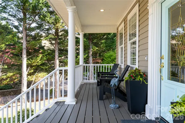 $695,000 | 305 Woodview Court, Fletcher, NC 28732