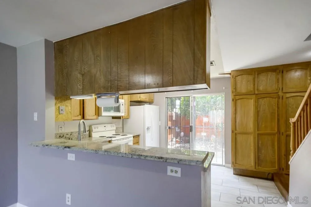 8317 Panorama Ridge Court Spring Valley, CA 91977 - Photo 9 of 29 Gallery Image 9