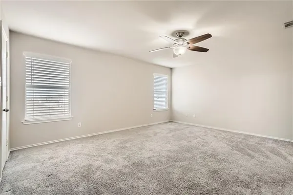 $2,100 | 612 Copper Court, Jarrell, TX 76537