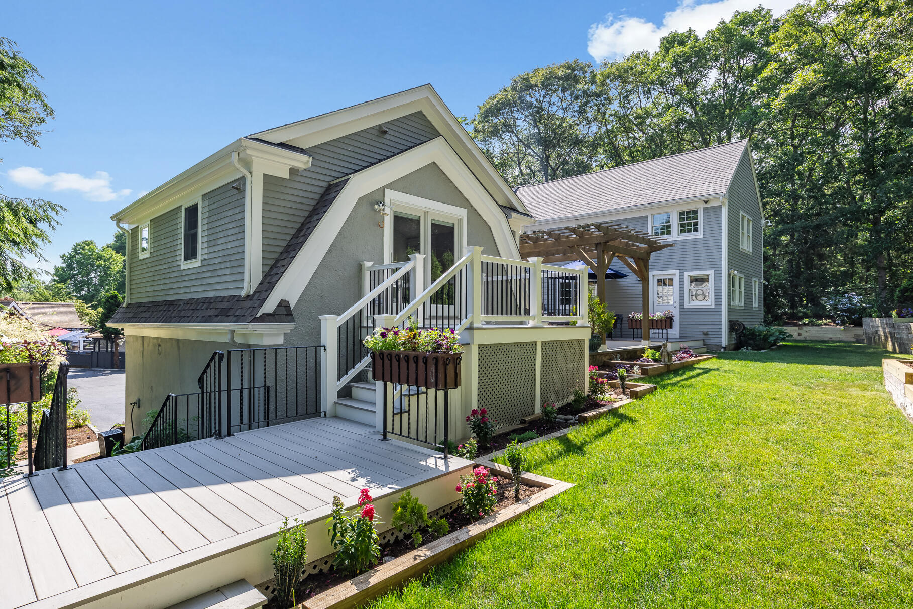 72 River Road Marstons Mills, MA 02648 - Photo 14 of 65 Guest House